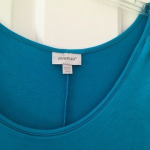 Avenue Tops - Avenue Draped Top 18/20 2x Avenue Tops - Avenue Draped Top 18/20 2x